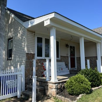 Off the Wall Custom Carpentry - Carpenters Near Me