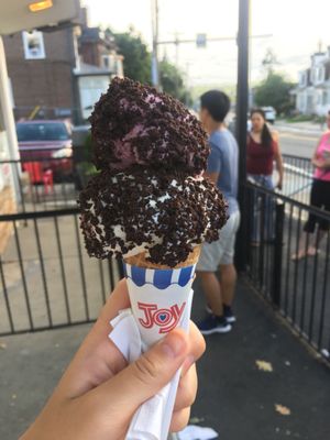 C & C CREAMERY by null