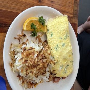 Moke’s Bread And Breakfast - Breakfast & Brunch Near Me - Honolulu, Hawaii Moke’s Bread And Breakfast - Breakfast & Brunch Near Me - Honolulu, Hawaii
