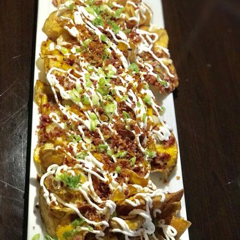 Limericks Tavern - Irish Nachos - New American Near Me - Alhambra, California