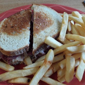 Charlie's Diner - Demanding Dan's 5-star Reuben - Breakfast & Brunch Near Me - West Springfield, Massachusetts Charlie's Diner - Demanding Dan's 5-star Reuben - Breakfast & Brunch Near Me - West Springfield, Massachusetts