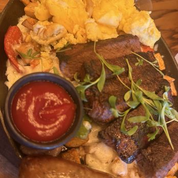 Pradera Brunch - Steak skillet - Breakfast & Brunch Near Me - Costa Mesa, California Pradera Brunch - Steak skillet - Breakfast & Brunch Near Me - Costa Mesa, California