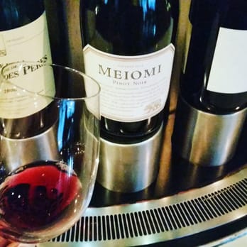 Amuse Wine Bar - Meiomi Pinot Noir - Wine Bars Near Me - Honolulu, Hawaii