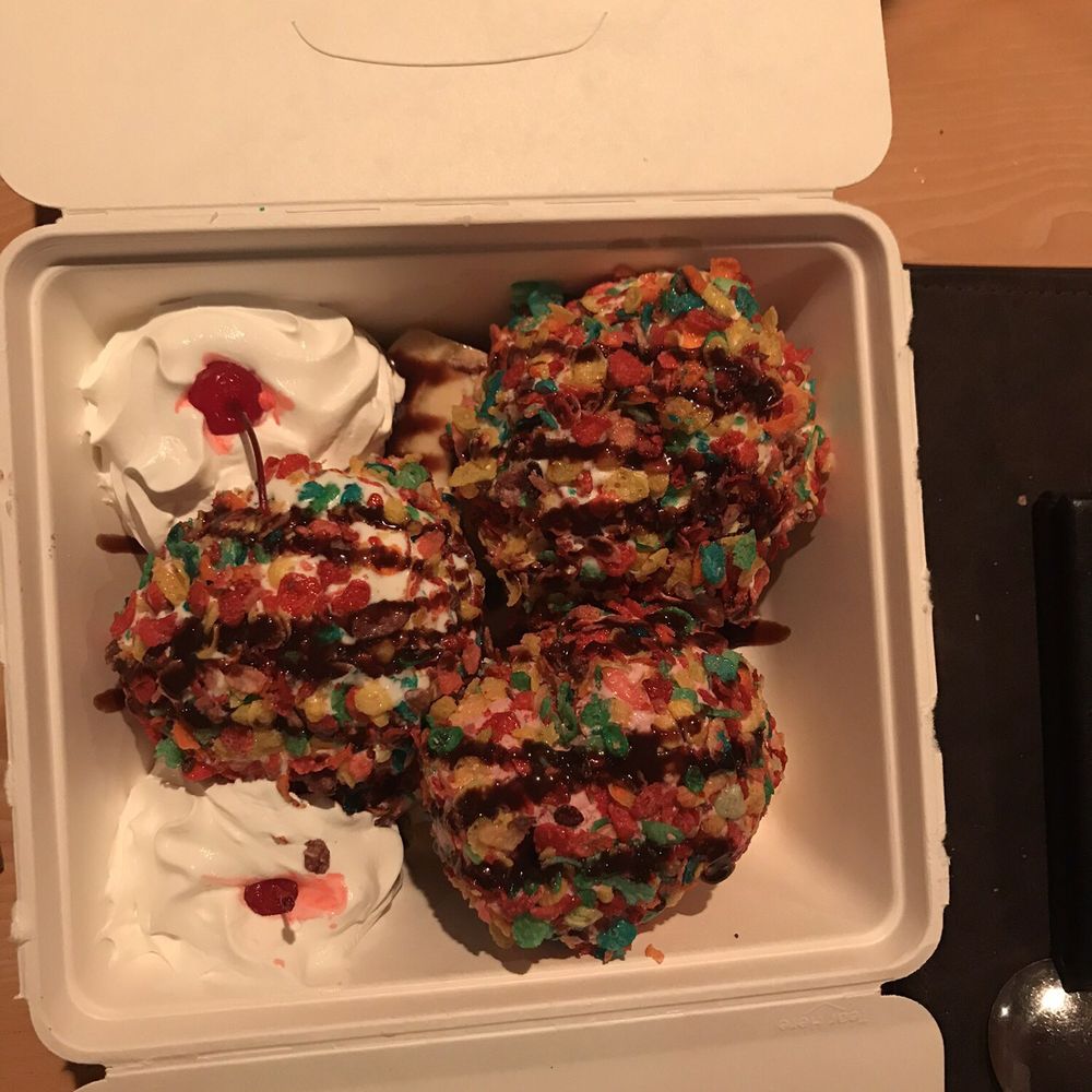 Dragon's Den - Awesome Triple Split Dessert: Fruity Pebble Crusted Vanilla Ice Cream, Strawberry Gelato, PopRocks, Strawberry Sauce, Whipped Cream & banana - American Near Me - Carlsbad, California