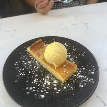 Ella Elli - Butter cake - Wine Bars Near Me - Chicago, Illinois