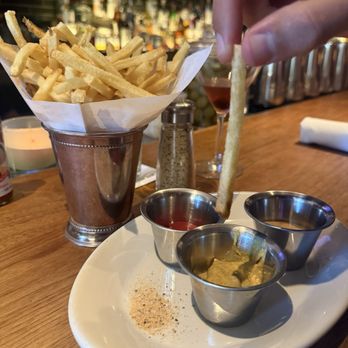 The Honor Bar - Fries -- a must! - Burgers Near Me - Beverly Hills, California The Honor Bar - Fries -- a must! - Burgers Near Me - Beverly Hills, California