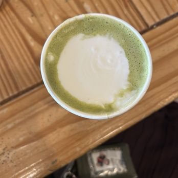 Outdoor Café - Hot Matcha - Desserts Near Me - Chicago, Illinois