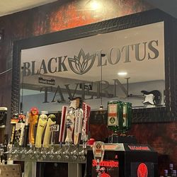 Black Lotus - Great drinks! Full bar service!