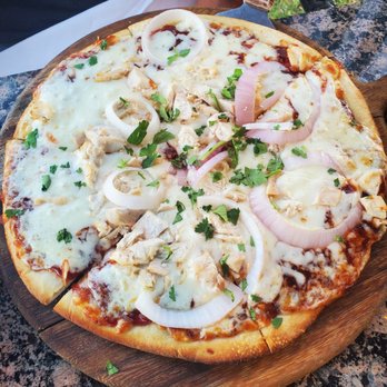 Mediterraneo - Bbw chicken pizza - Italian Near Me - Alpine, California