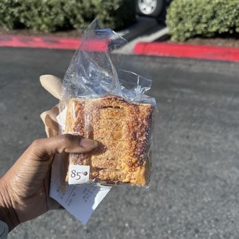 85°C Bakery Cafe-Jurupa Valley - Jumbo Guava and cheese pastry - Bakeries Near Me - Jurupa Valley, California 85°C Bakery Cafe-Jurupa Valley - Jumbo Guava and cheese pastry - Bakeries Near Me - Jurupa Valley, California
