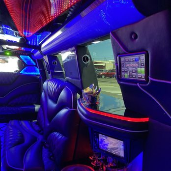 Top Limousine Service - Limos Near Me - Honolulu, Hawaii Top Limousine Service - Limos Near Me - Honolulu, Hawaii