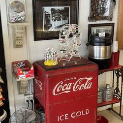 Mike's Old Fashioned Soda Fountain