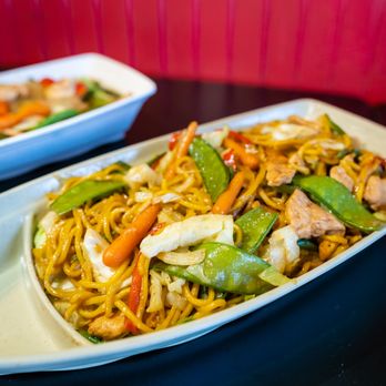 Lumpia House #2 - two dishes of noodles with chicken and vegetables - Filipino Near Me - Corpus Christi, Texas Lumpia House #2 - two dishes of noodles with chicken and vegetables - Filipino Near Me - Corpus Christi, Texas
