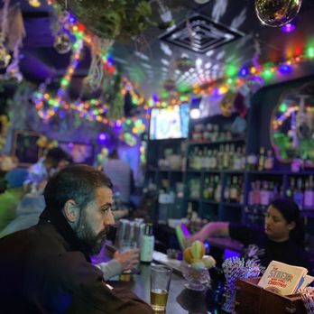 The Mermaid - Inside - Cocktail Bars Near Me - Los Angeles, California