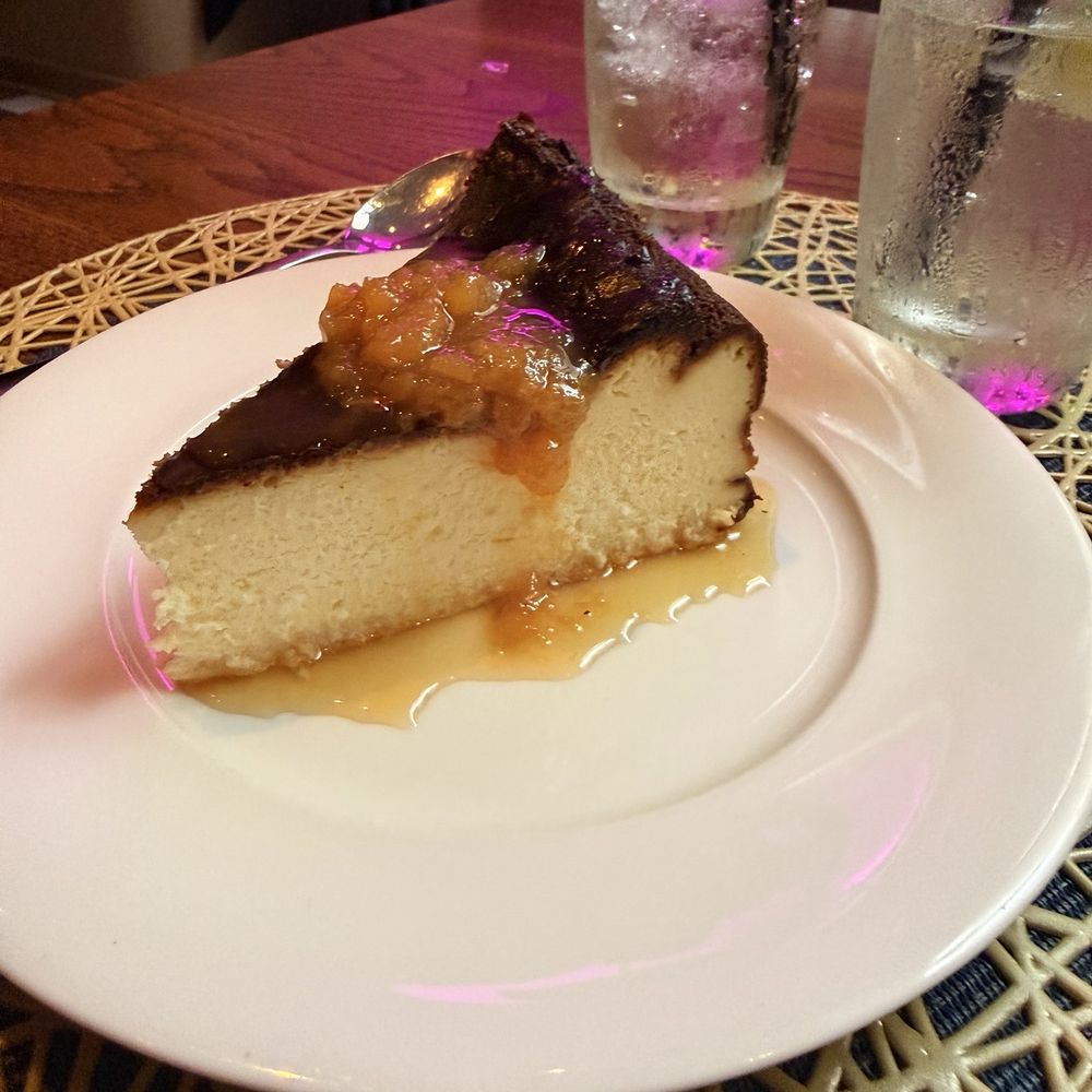 Restaurant Iris - Cajun/Creole Near Me - Memphis, Tennessee Restaurant Iris - Cajun/Creole Near Me - Memphis, Tennessee