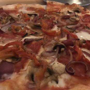 Hotel Don Ferrante - Average pizza place and it was really good! - Hotels Near Me - Monopoli, BA