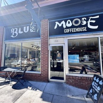Blue Moose Cafe - Outside - Coffee & Tea Near Me - Morgantown, West Virginia