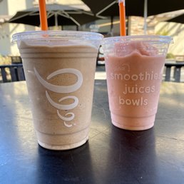 Peanut butter moo'd & Strawberries Wild Peanut butter moo'd & Strawberries Wild