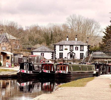 Pontcysyllte Aqueduct by null