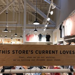Madewell - A refreshing way to feature.
