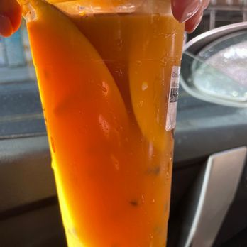 Yi Fang Taiwan Fruit Tea - Real fruit in the drink - Bubble Tea Near Me - Flushing, New York