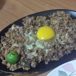 Aysee - Sisig with egg
