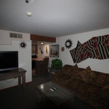 Cameron Trading Post - The living room & kitchenette - Hotels Near Me - Cameron, Arizona