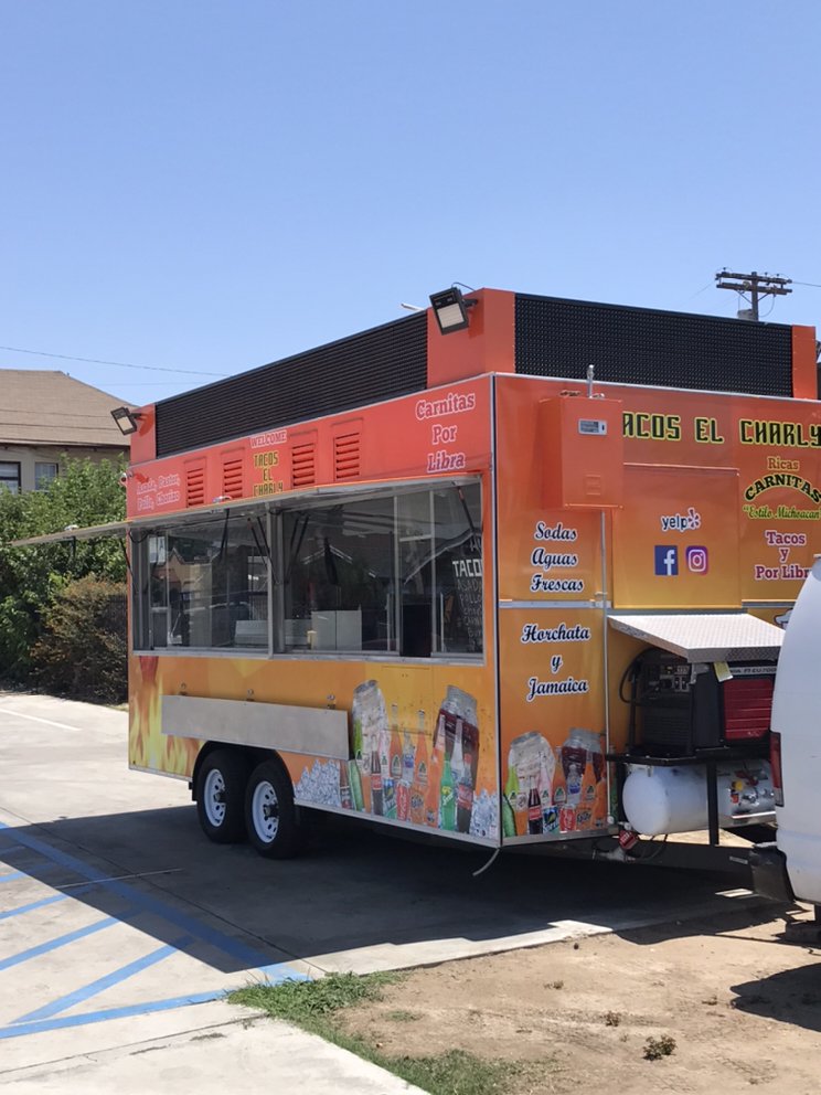 Tacos El Charly Logo