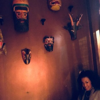 Bar DKDC - Pretty ladies @DKDC - Music Venues Near Me - Memphis, Tennessee