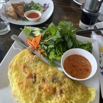 Sunflower Vietnamese Cuisine - Vietnamese Near Me - Austin, Texas