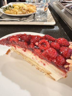 GALERIA Düsseldorf Königsallee by null