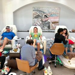 Luxe Nail Spa