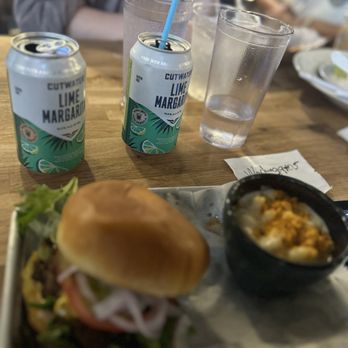 Jolene Jolene - Jj smash burger and Mac and - Sports Bars Near Me - Atlanta, Georgia Jolene Jolene - Jj smash burger and Mac and - Sports Bars Near Me - Atlanta, Georgia