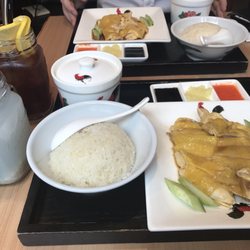 Old Town - Hainan chicken rice with drinks