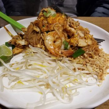 The Noodle Thai Restaurant - Pad Thai - Noodles Near Me - Berkeley, California The Noodle Thai Restaurant - Pad Thai - Noodles Near Me - Berkeley, California
