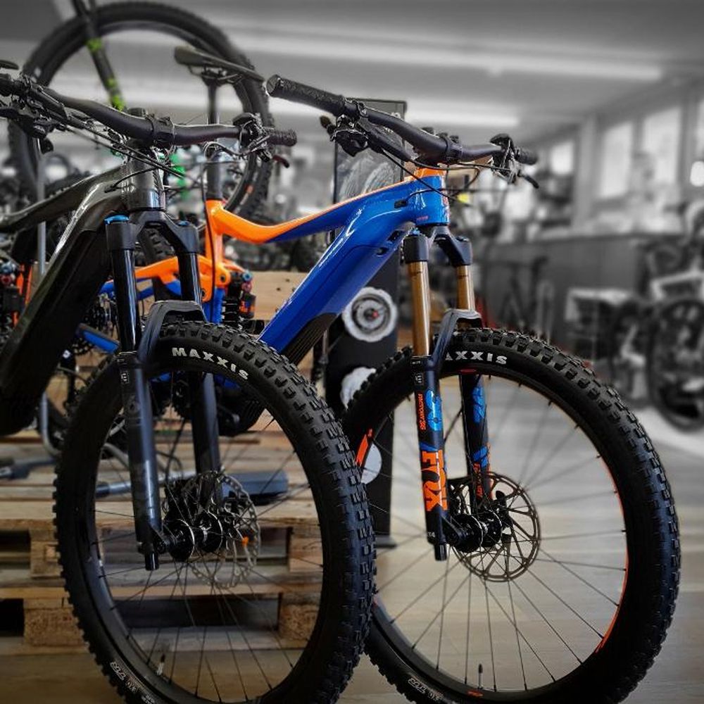 serious hardtail mountainbike Signal Ti XT Default Title City Bike 28 Zoll Fruchthof Dambacher but on a 120 Farbe:Marineblau/Marineblau