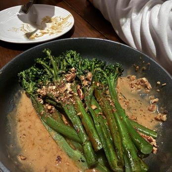 Hestia Kitchen + Bar - Steakhouses Near Me - Richmond, British Columbia