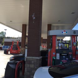 Kroger Fuel Center - The gas station is clean and in a safe place
