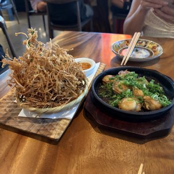 Mensho - enoki chips and scallops - Ramen Near Me - Kapolei, Hawaii