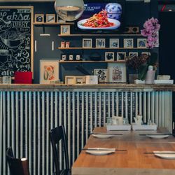 Restaurant Yum & Shine