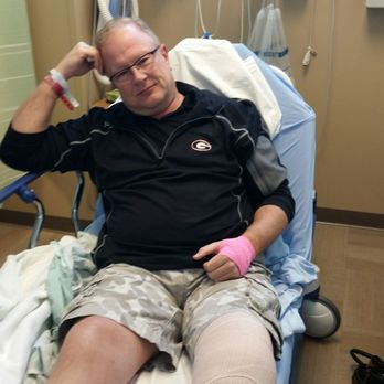 Physicians Surgical Care Center - Loopy but still alive after having knee scoped! - Surgeons Near Me - Winter Park, Florida Physicians Surgical Care Center - Loopy but still alive after having knee scoped! - Surgeons Near Me - Winter Park, Florida