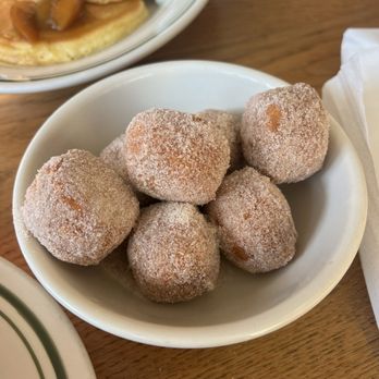 Wise County Biscuits - Cinnamon Sugar Biscuit Bites - Food Stands Near Me - Pittsburgh, Pennsylvania Wise County Biscuits - Cinnamon Sugar Biscuit Bites - Food Stands Near Me - Pittsburgh, Pennsylvania