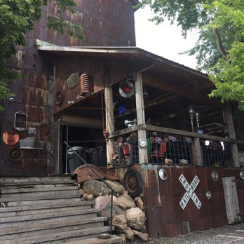 Psycho Silo Saloon - Bars Near Me - Sheffield, Illinois