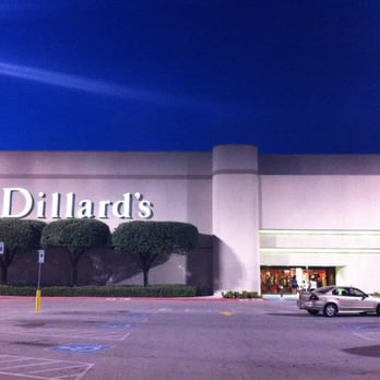 Dillard's - Men's Clothing Near Me - Mesquite, Texas