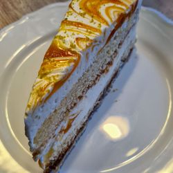 Café Luise - Maracuja Torte