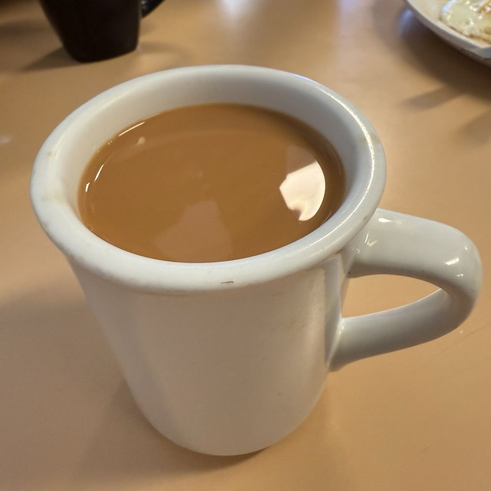 I miss the color of Hong Kong milk tea so much I miss the color of Hong Kong milk tea so much