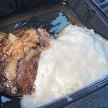Bob Evans - Mushroom & Onion Chopped Steak (w/mashed potatoes) - American Near Me - Princeton, West Virginia Bob Evans - Mushroom & Onion Chopped Steak (w/mashed potatoes) - American Near Me - Princeton, West Virginia
