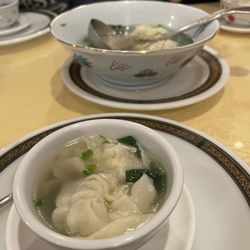 Wonton soup