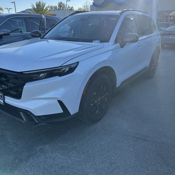 DCH Honda of Temecula - 2026 Honda CR-V Hybrid - Car Dealers Near Me - Temecula, California DCH Honda of Temecula - 2026 Honda CR-V Hybrid - Car Dealers Near Me - Temecula, California
