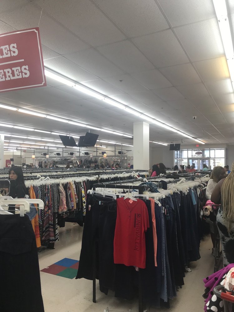 FAMILY THRIFT CENTER Updated September 2024 10 Reviews 17270 St